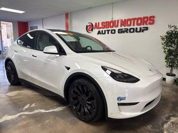 TESLA MODEL Y 2021 5YJYGDEFXMF277684 image